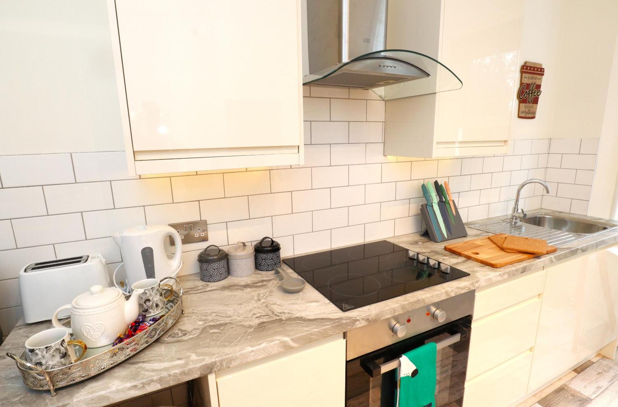 Modern, Stylish One Bedroom With Garden Long Stay Welcome WTA-toernooi van WTA-toernooi van Eastbourne Buitenkant foto